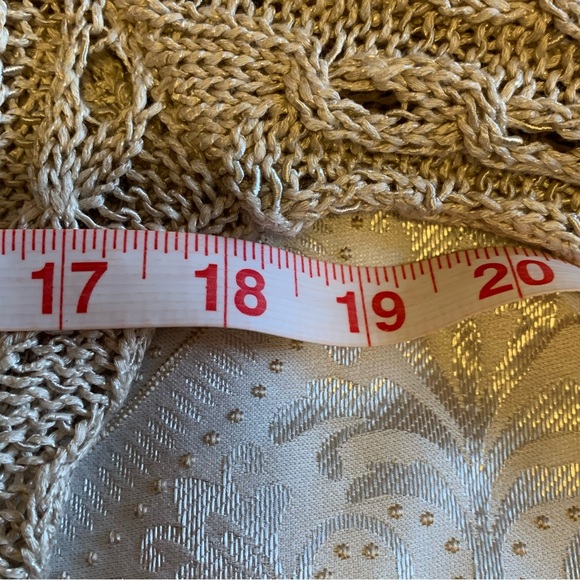 Crochet Cardigan, open, no buttons. Long length. Size& care tags missin… - Picture 4 of 6